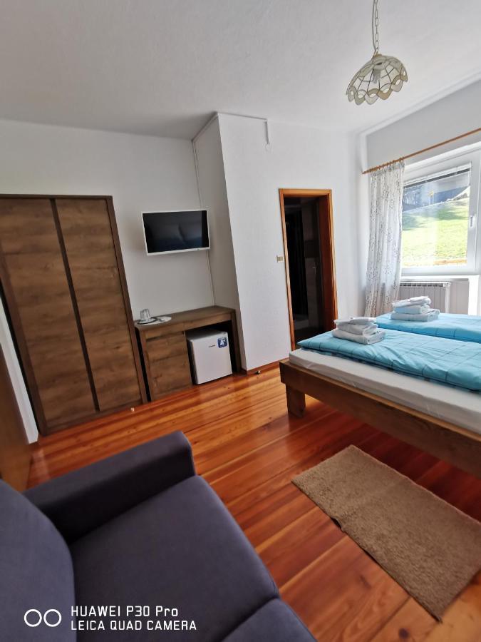 Bed&Breakfast Anz'K เบลด ภายนอก รูปภาพ